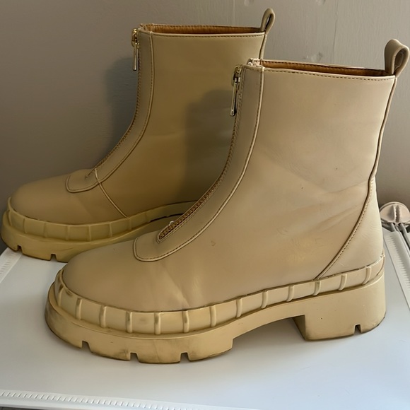 RAID Annya Chunky Ankle Boot in Ecru - Picture 6 of 8